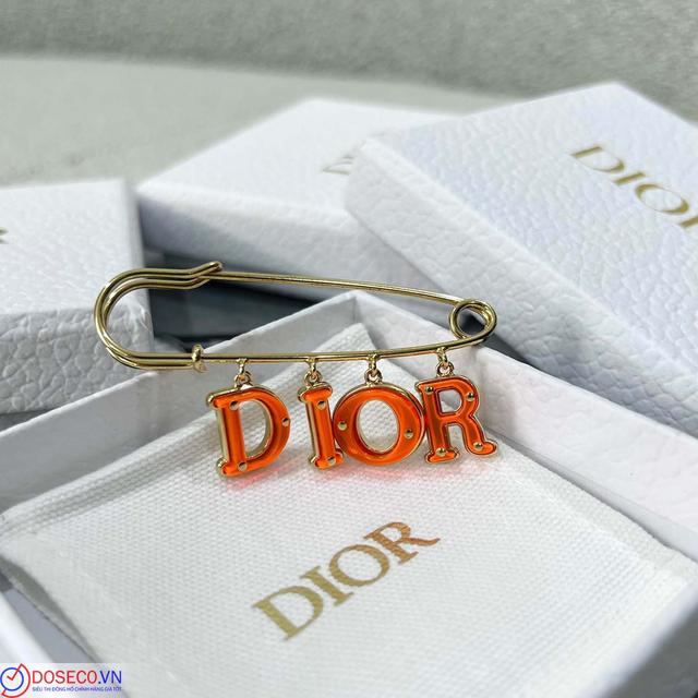 Dior V0930DVOPL D372
